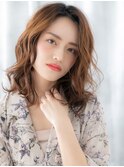 外国人風かき上げ前髪グラマラスカールセミディo小山20代30代