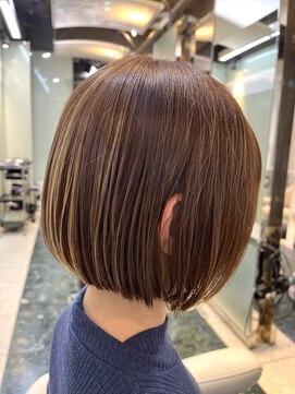 モア 下通店(MORE) アンブレラカラー、ミニボブ