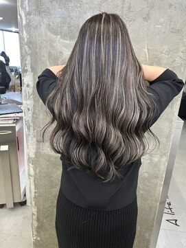 キング(K!ng) 縮毛矯正髪質改善ハイライトレイヤーカット枚方美容室エクステ