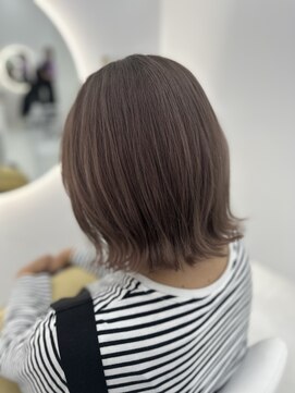 アイニ 大阪上本町店(aini) アディクシー/ブリーチ/透明感/ツヤ/ミルクティーベージュ