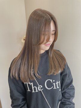 クム(QUMU) ふんわりベージュカラー◎