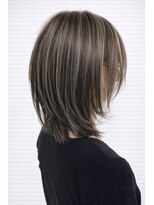 ウル(ulu)&nbsp;名東区　ハイライト　白髪ぼかし　透明感カラー　ミルクティー