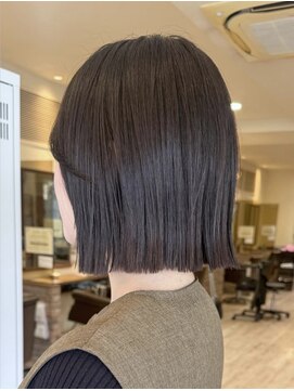 ヘアメイク シュシュ(Hair make chou chou) ボブ/切りっぱなしボブ/外はねボブ/髪質改善/縮毛矯正