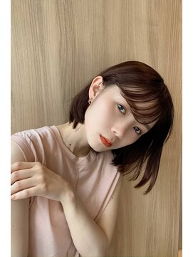 トイロ 横浜(Toiro) シースルーバングミニボブワンレンボブ切りぱなしボブ