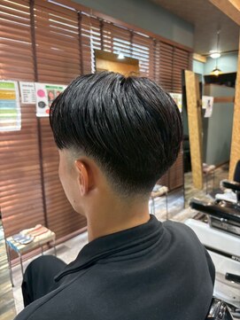 オールマンバーバーショップ 流山おおたかの森(Allman Barbershop) バーバー<理容室>/メンズカット/メンズパーマ/ニュアンスパーマ/
