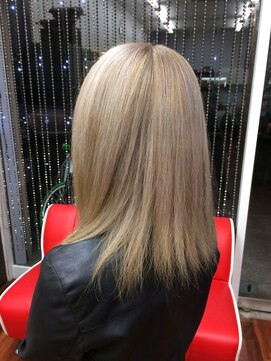 プラネット ヘアー ステーション(Hair Station PLaNeT) アッシュグレー