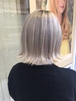 アッシュ 市が尾店(Ash)&nbsp;切りっぱなしボブ