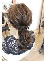 ロカット サロン(Roquat Salon) およばれローポニーアレンジ 【ヘアアレンジ 立川/立川南/袴】
