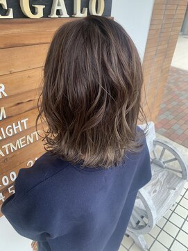 レガロ(REGALO) #ウルフレイヤー#バレイヤージュ#ラテカラー