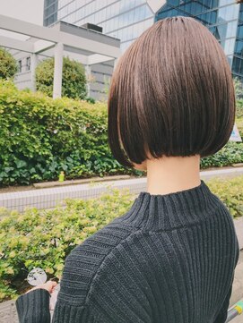 フロート 小阪店(float) マロンブラウン_エアリーミディ 黒髪 ホワイトアッシュ