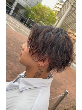 エルエードラゴ(LA DORAGO) アップバングスパイラルショート☆