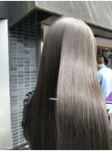 ブリーチなしのオリーブグレージュ