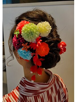 フェイバリット ビューティ ヨシミ(Favorite Beauty YOSHIMI) 袴の着付け＆ヘアセット