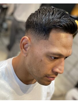 フランクスバーバーリザーブ 人形町店(FRANK’S BARBER RESERVE) スキンフェードカットアップバングサイドグラデーションS