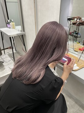 リアン バイ キートス(Lien by kiitos) ラベンダーグレージュ/ダークグレージュ/暗髪/韓国ヘア