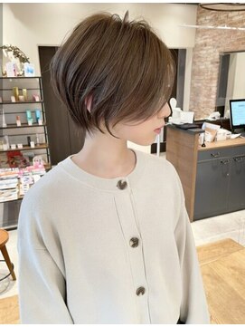 アンド ストーリーズ(&STORIES) 大人可愛い小顔ひし形クビレ丸み20代30代40代大人ショート(蘭)