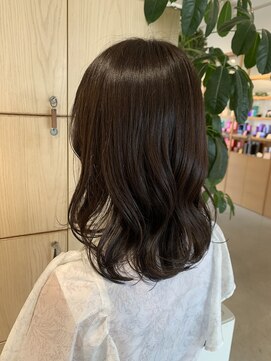 アドラーブル 万代店 (adorable) 大人美人アッシュオリーブショコラアッシュ韓国ヘアモテ髪