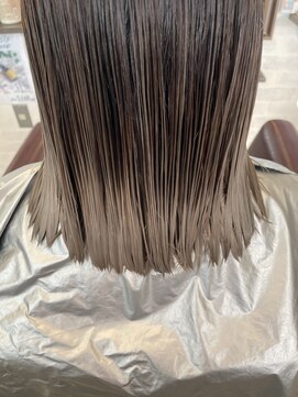 スリービープラス(3beplus) グラデーション裾カラー