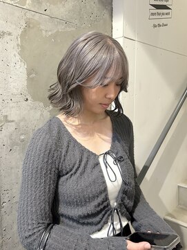 アイリー 名古屋(A/LEE) シルバーグレージュ