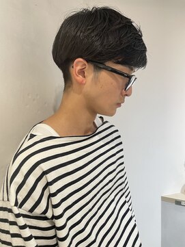 レトン 銀座(leton) 刈り上げセンターパート/ツーブロック/ハッシュカット/黒髪/銀座