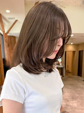 リュミエ ドゥ マッシュ(Lumier de mashu) 【大阪/梅田/茶屋町/中崎町】ふんわり透けるナチュラルブラウン