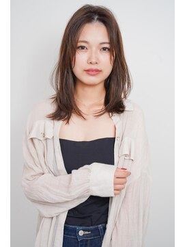 抜け感ブラウン