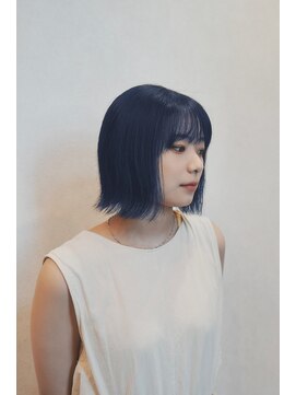 デイフレーム(Day FRAME) 青髪ボブ