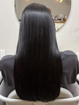 オレオール(aureole)の写真/髪の艶と質感を最大限に引き出すトリートメントがオススメ☆髪の芯から潤い、艶めく誰もが憧れるヘアに。