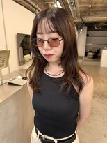 シアー(siar)&nbsp;オリーブベージュ　ハッシュカット　フェイスレイヤー　レイヤー