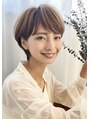 アンド ストーリーズ(&STORIES) 40代50代大人可愛いひし形ふんわり分け目なしショートボブ