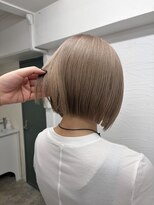 マロ(MALo)&nbsp;ミルクティーベージュ　ヘーゼルベージュ　ブリーチカラー