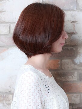 レガーミ(Legami) 30代40代からのふんわり大人ボブ サイドシルエット