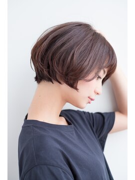 ラミ(L'ami) 【東 純平】小顔かわいい 丸みショートボブ