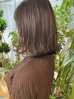 インビテーション(invitation) オリーブグレージュ×外ハネボブ