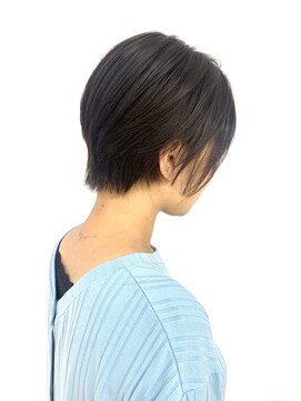 クオリス 上福岡店(QUALIS) 小顔/丸み/ショートボブ/前下がり/かき分けバング/ショート/40代