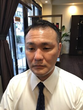 ヘアクリニックカルム 日暮里(Hair Clinic Calme) フェード７：３スタイル