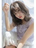 肩ハネミディアムボブ