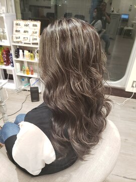 ヘアー アンド アイラッシュ エム(Hair EYELASH EX M) ハイライトカラー