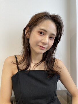 エレン 池袋(ElEn.) [エレン池袋]顔まわりカット/レイヤー/髪質改善