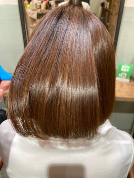 アッタニコ(atta2co) ボブ ショート 髪質改善 縮毛矯正 つや