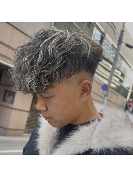 ウェーブ(WAVE) スペインカール/メッシュパーマ/メンズパーマ/メンズカラー