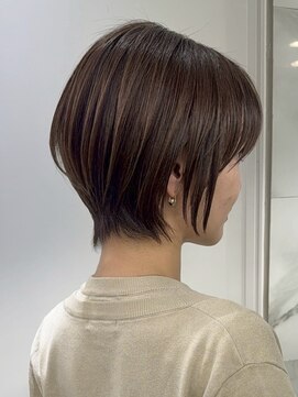 ソワネ 表参道(soigne) 表参道髪質改善カラーウルフショートカットベージュアッシュ40代