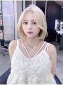 ホワイトブロンドボブ