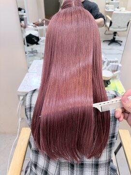 シダ(sida) ミルクティベージュに色落ちする「ピンクカラー」
