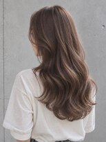 トリッカ 銀座(tricca)&nbsp;ロングレイヤー/コテ巻きパーマ／デジタルパーマ