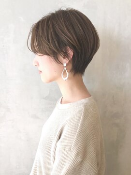 アルバム 銀座(ALBUM GINZA) くびれシルエットショート_アッシュブラウンネオウルフ_ba202543