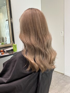 ガレリアエレガンテ 西尾店(GALLARIAElegante) ミルクティーベージュ