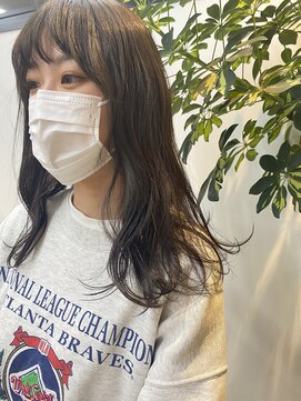 ポート バイ プライマル(port by primal) イメチェンヘアスタイル//フェミニンロング/ダークアッシュ/束感