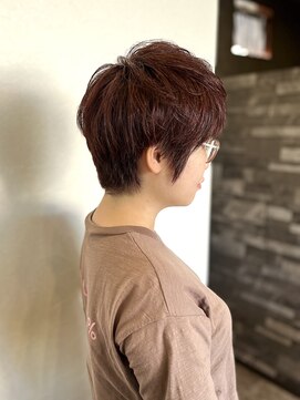 【vida まりな】ピンクブラウン メンズライクショート