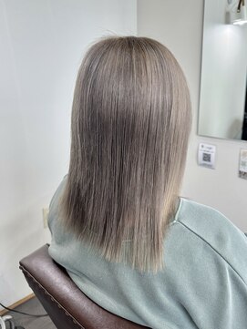 エルパライソ リフォ(Elparaiso Reff) ホワイトグレージュ